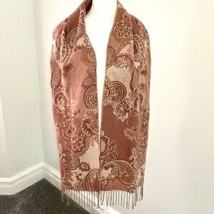 100% Cashmere Made in Scotland Scarf Multi Color Paisley Fringe Detail 12X74